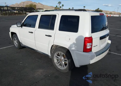 2009 Jeep Patriot Sport z USA, uszkodzony, nr VIN 1J4FF28B09D204596